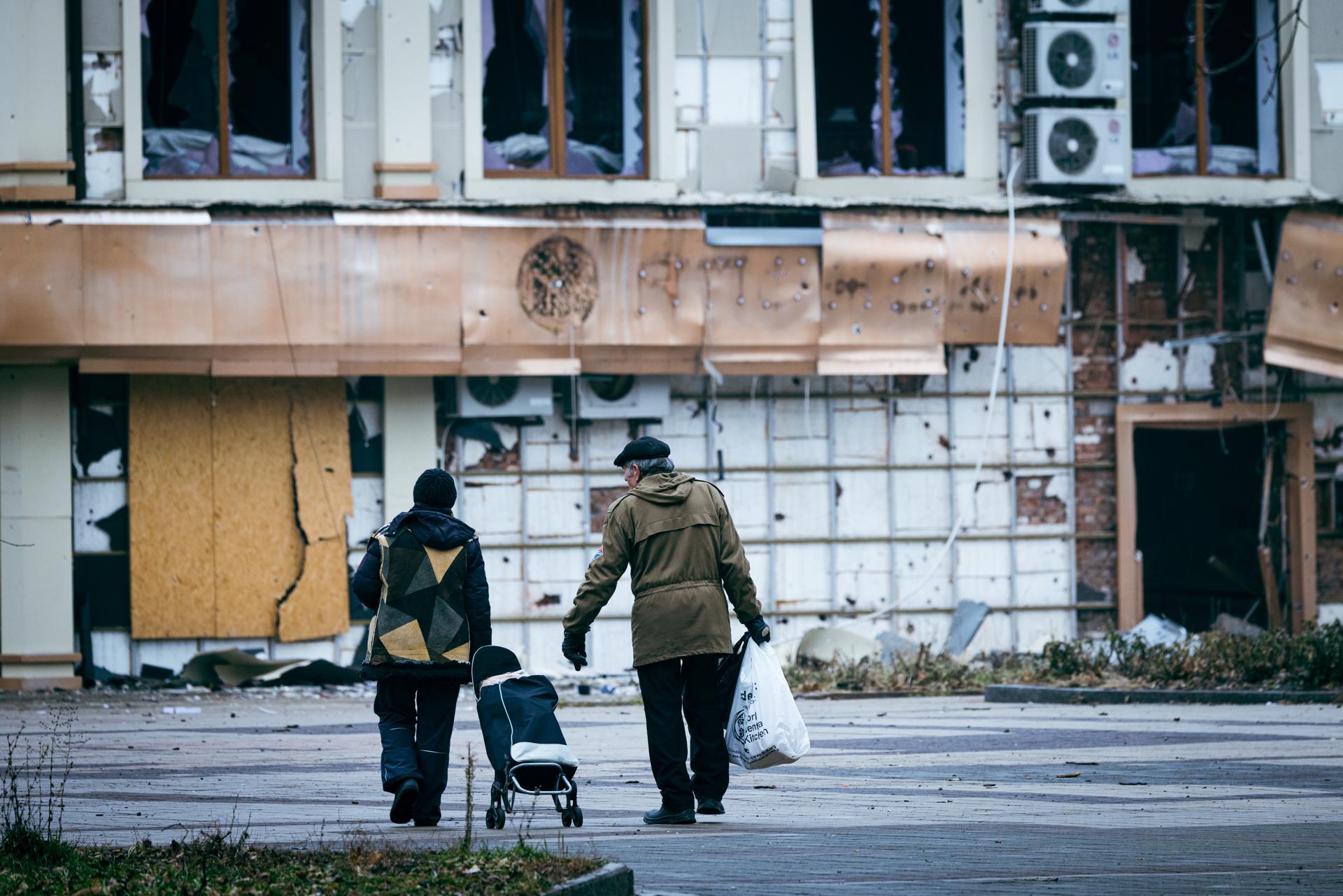 Global Photography Awards Winner - Snapshots of Valor: On the Front Lines of Ukraine's Struggle