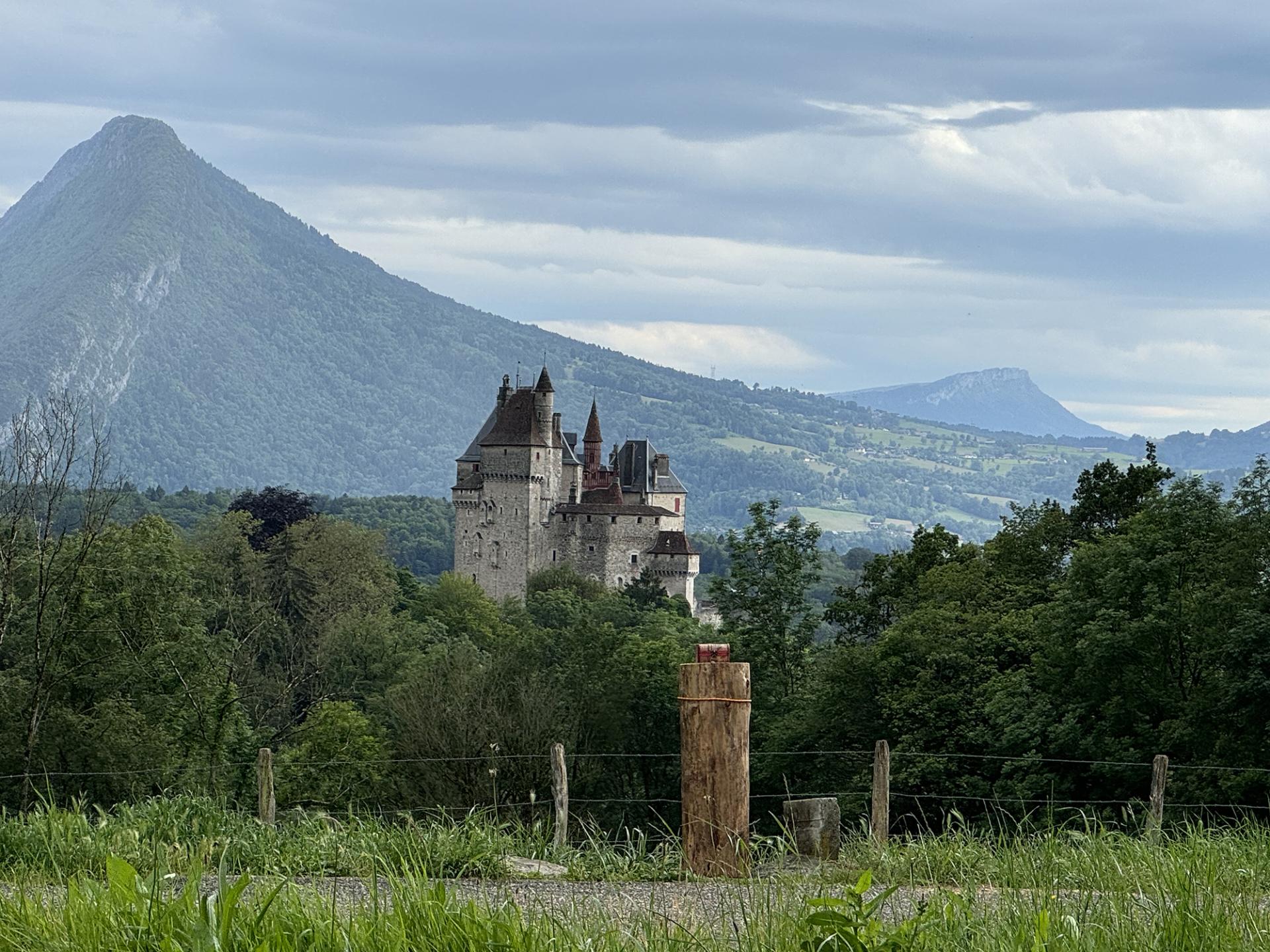 Global Photography Awards Winner - Château de Menthon