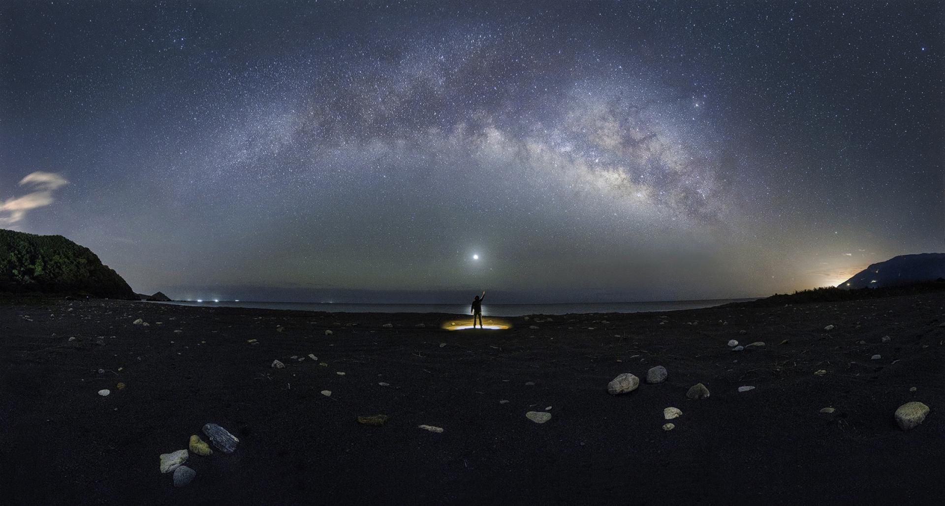 Global Photography Awards Winner - Starry Sky Messenger