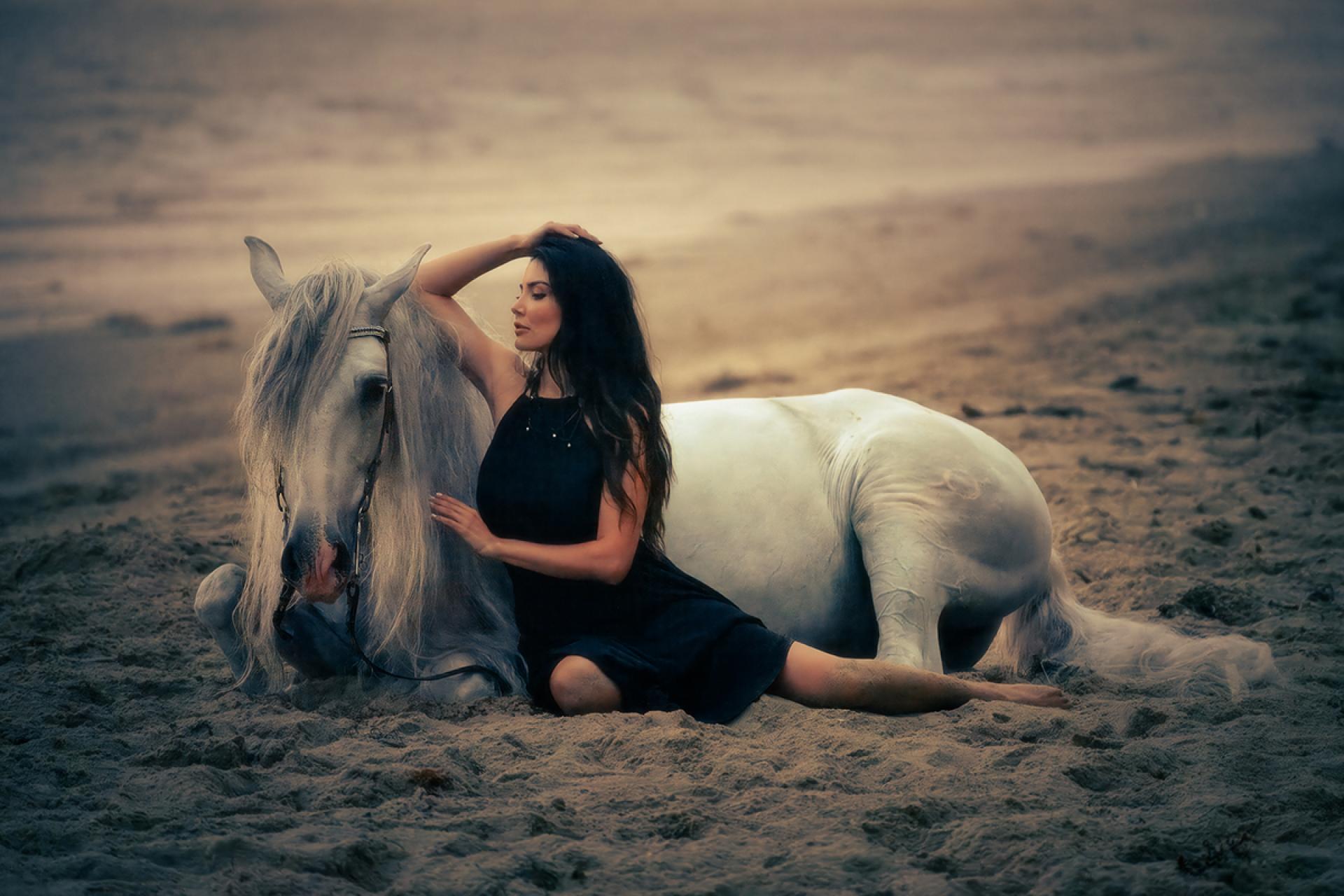 Global Photography Awards Winner - Poetry in Pose