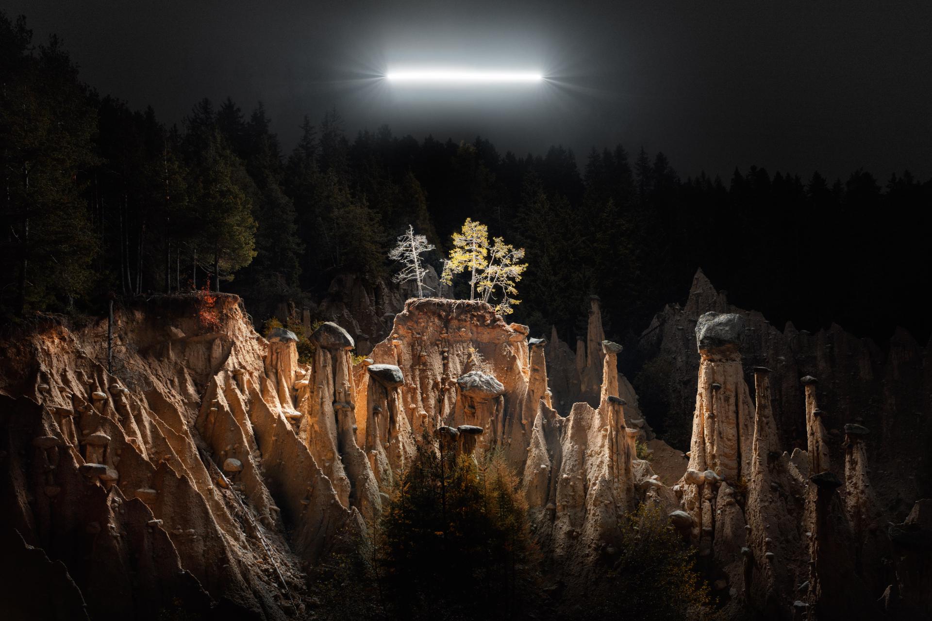 Global Photography Awards Winner - The Teeth of Time