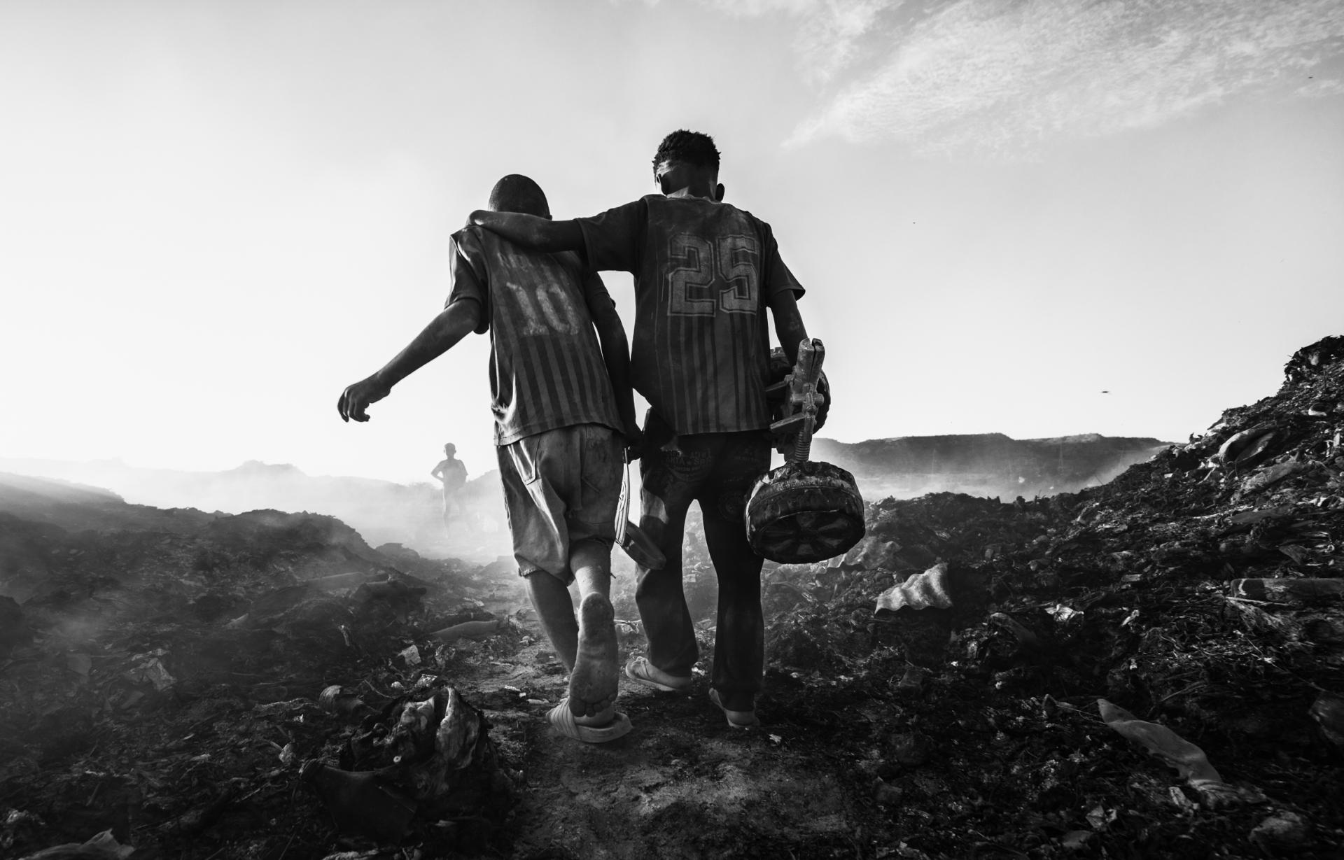 Global Photography Awards Winner - Always children, always friends