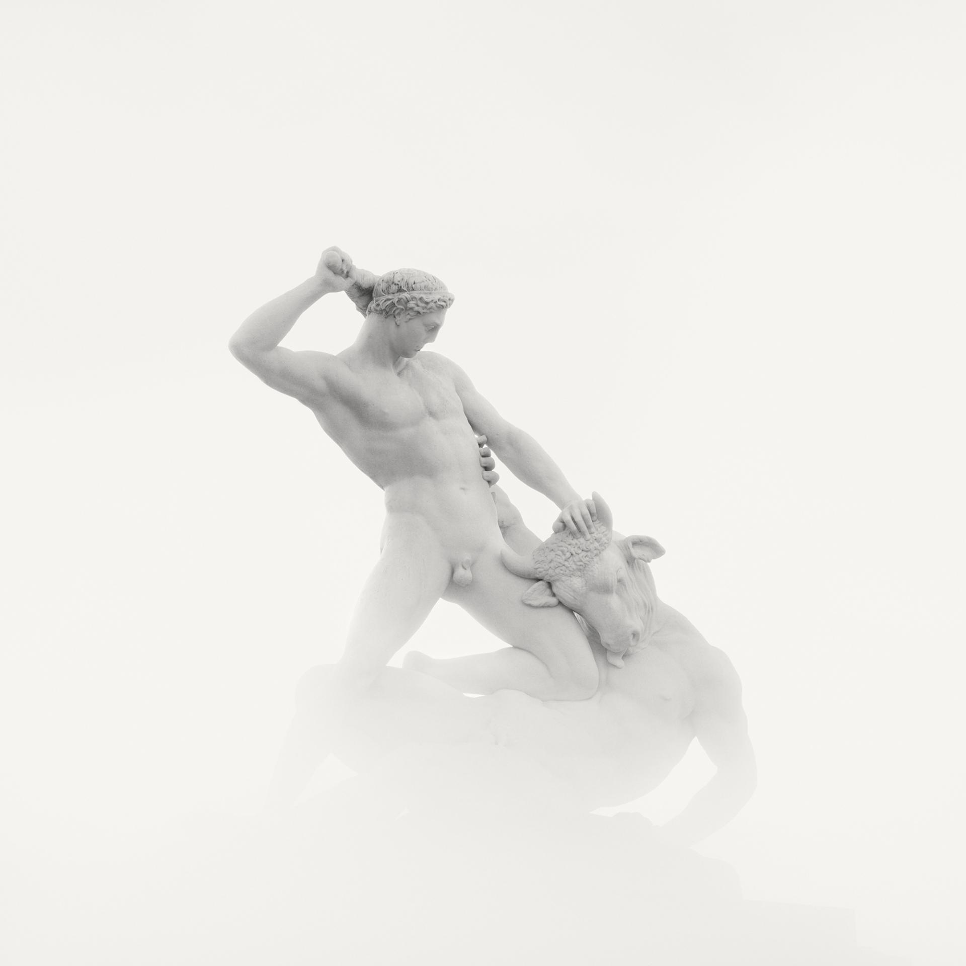 Global Photography Awards Winner - Sculptures | Tuileries Garden