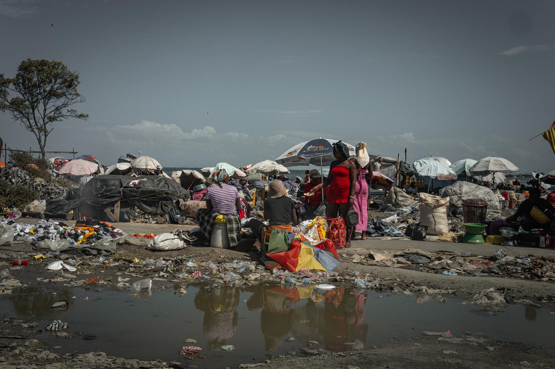Global Photography Awards Winner - Beyond the postcard - Haiti's city of refuge