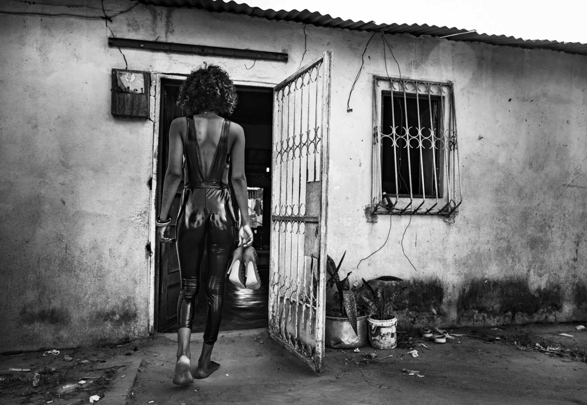 Global Photography Awards Winner - The True Story of Gina