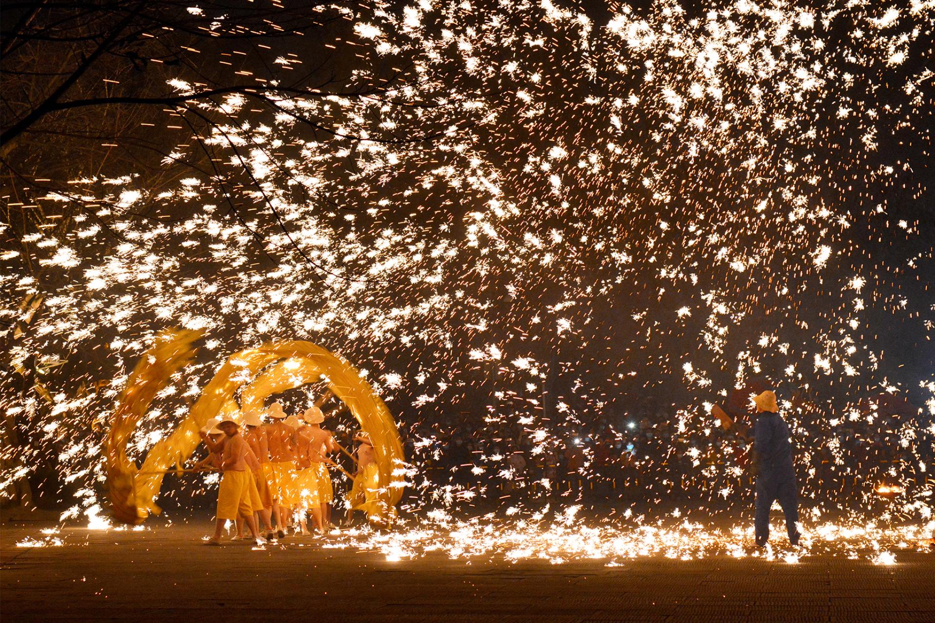 Global Photography Awards Winner - Loong’s Dance in a Millennial Stardust