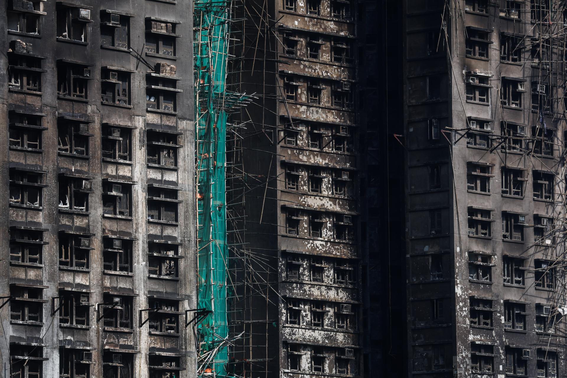 Global Photography Awards Winner - Under the Grip: Hong Kong Fire